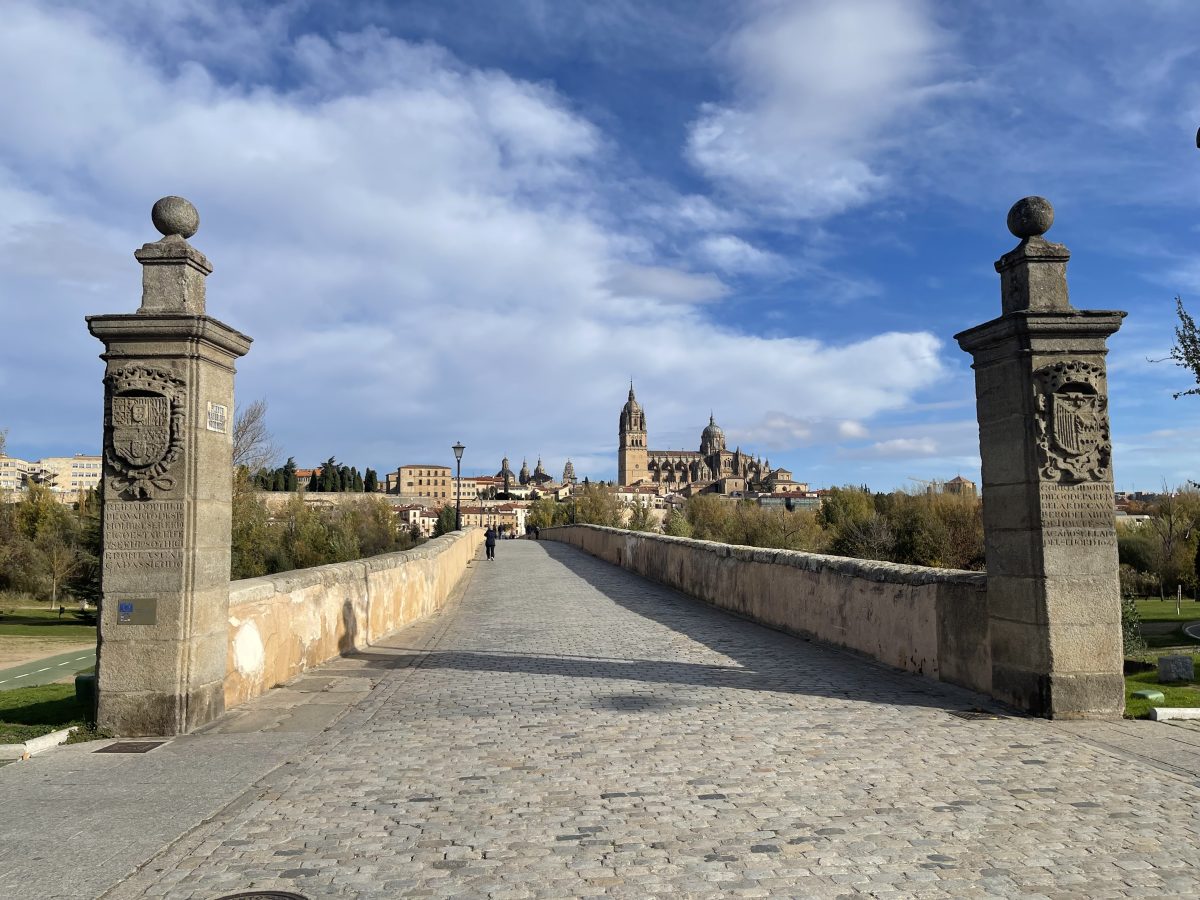Salamanca and Oxford: A Tale of Two University Cities